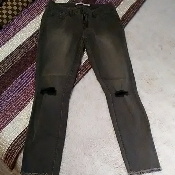 Bongo crop jeans. Worn once. - Picture 1 of 4